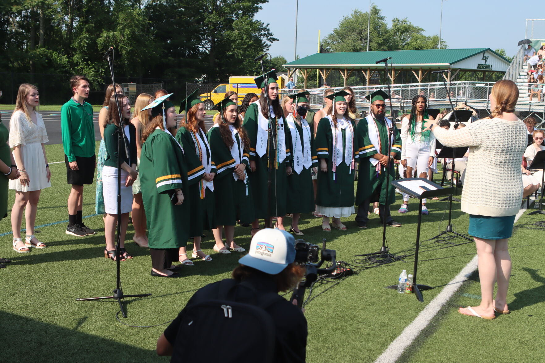Loudoun Valley Graduation 2022 | Holowecki 2